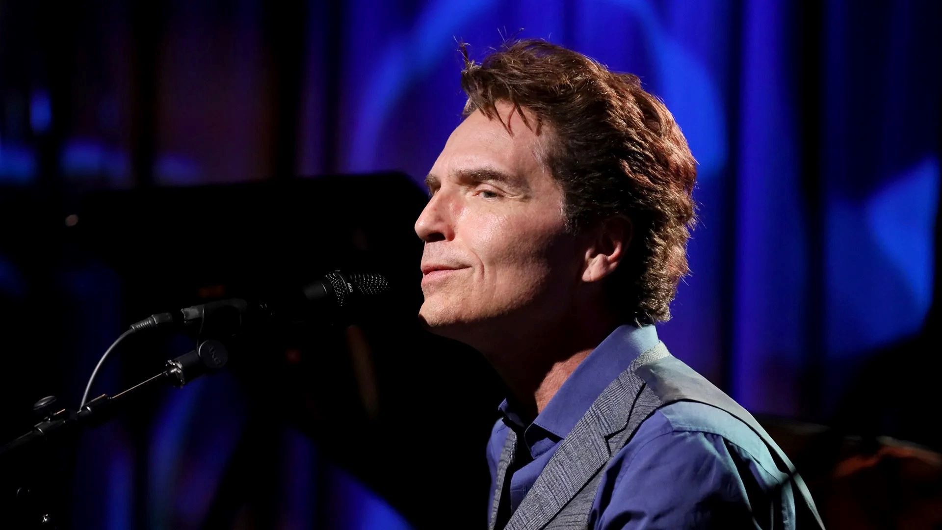 Richard Marx Calls Out Disruptive Fan During Concert