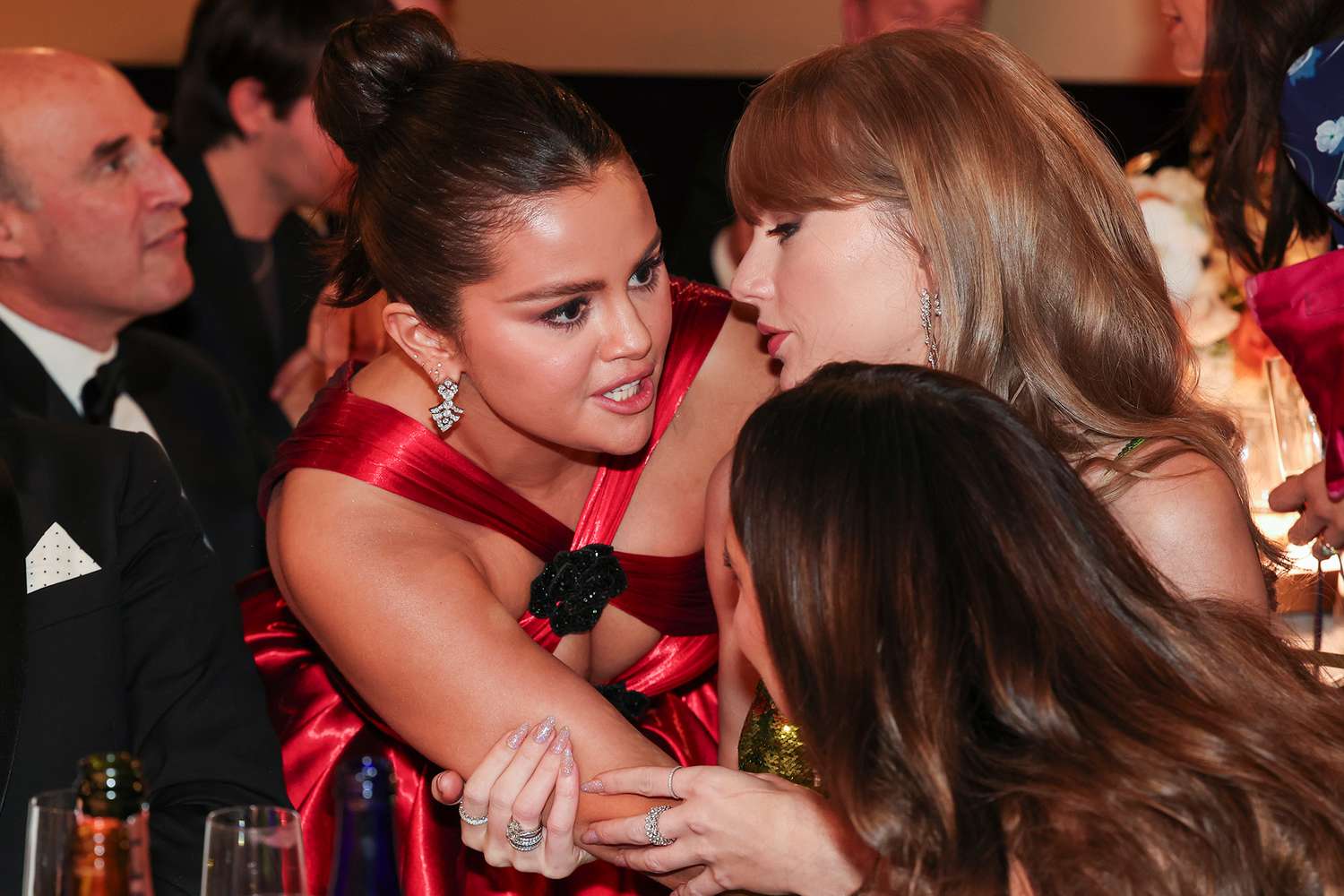 Selena Gomez And Emily Blunt Playfully Troll Golden Globes Lipreaders With Photo