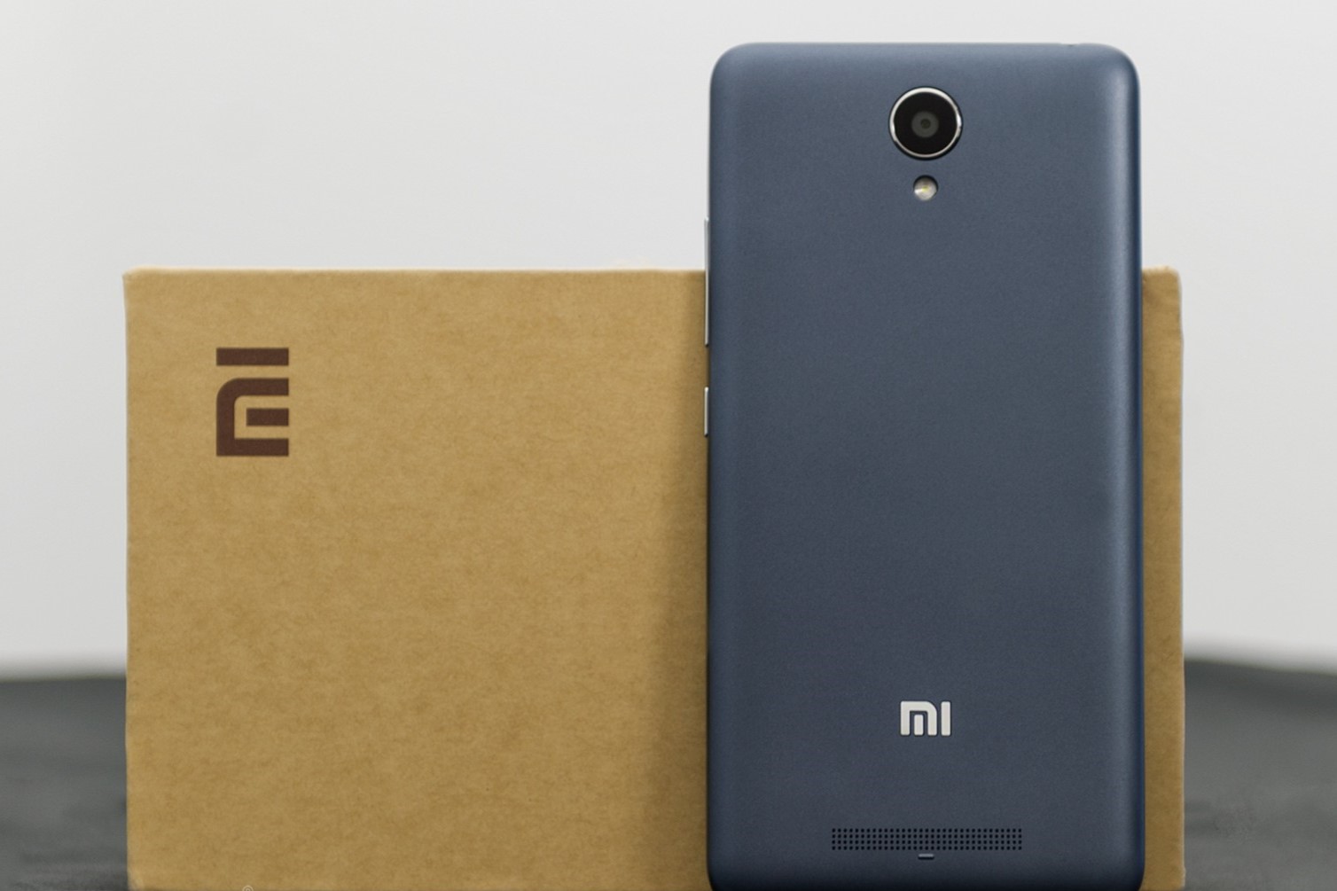 Services On Xiaomi Redmi Note 2: A Quick Overview