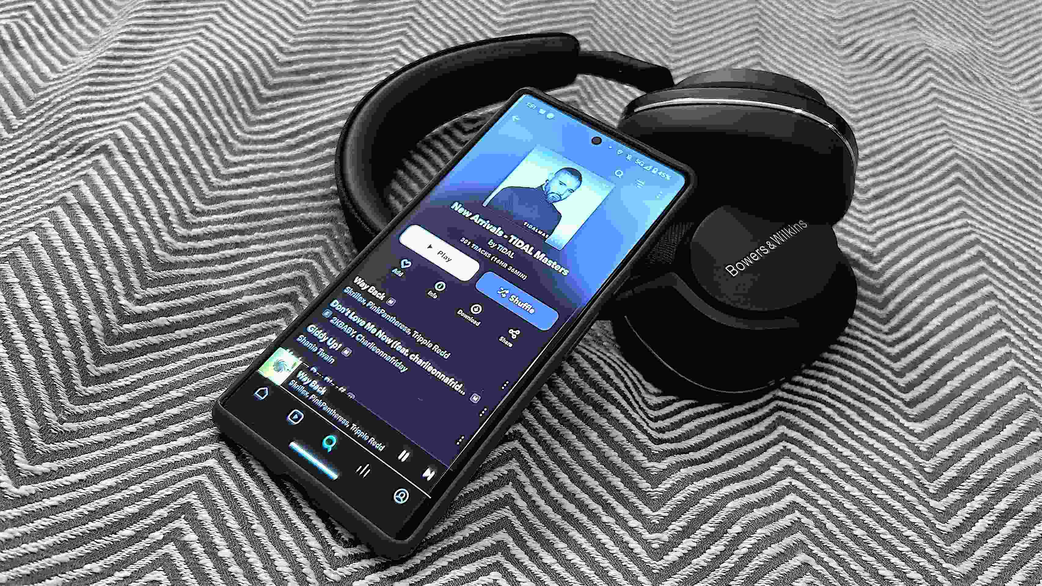 Simultaneous Playback: Playing Music On Two Bluetooth Devices With Samsung