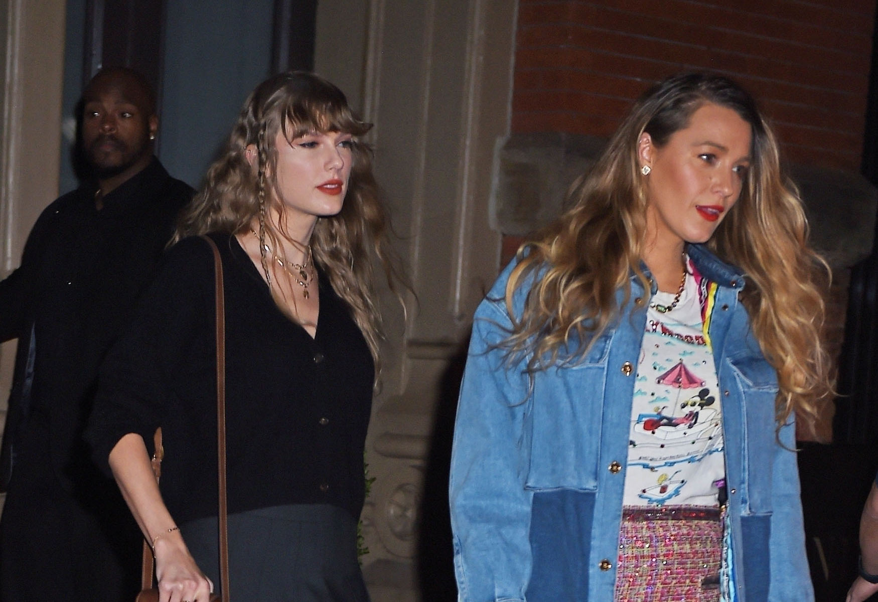 Taylor Swift Enjoys Fun Night Out With Blake Lively And Friends In NYC