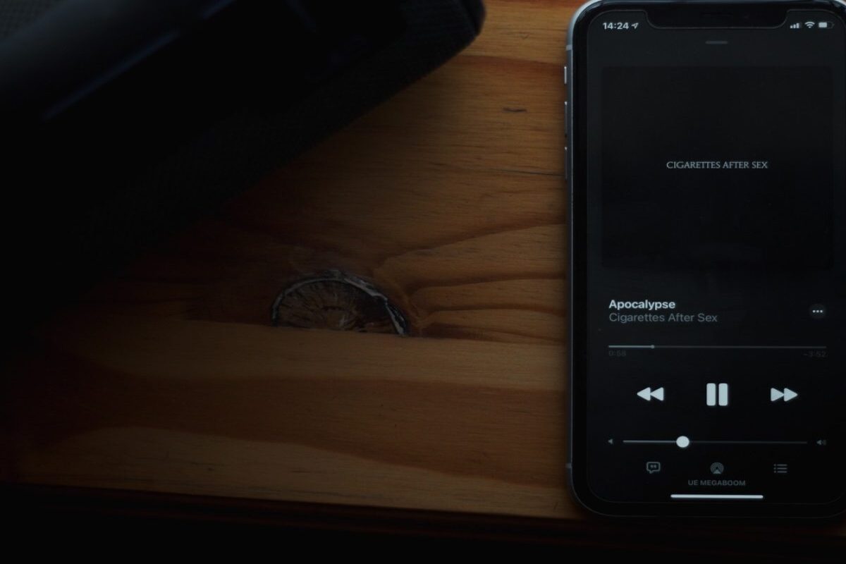 Troubleshooting IPhone Left Speaker Issues: Fixes