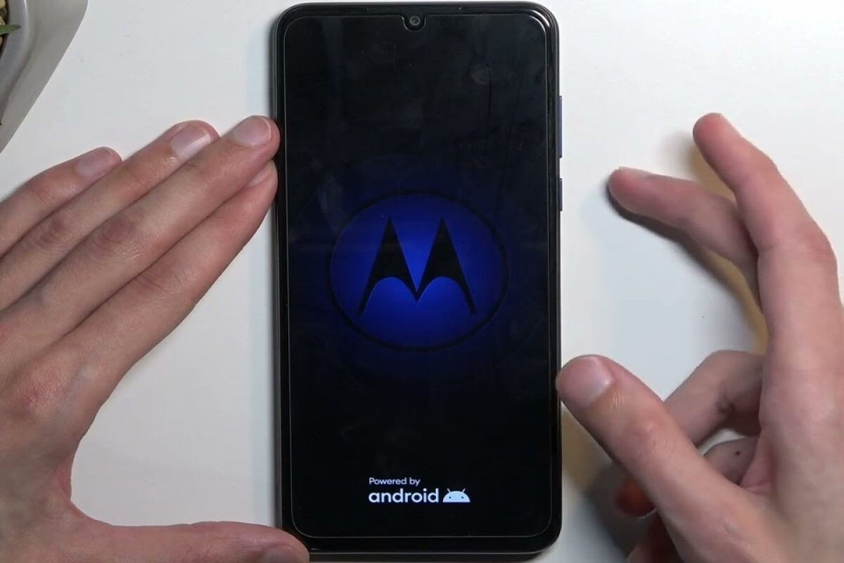 Troubleshooting Moto G Turning Off Near A Magnet