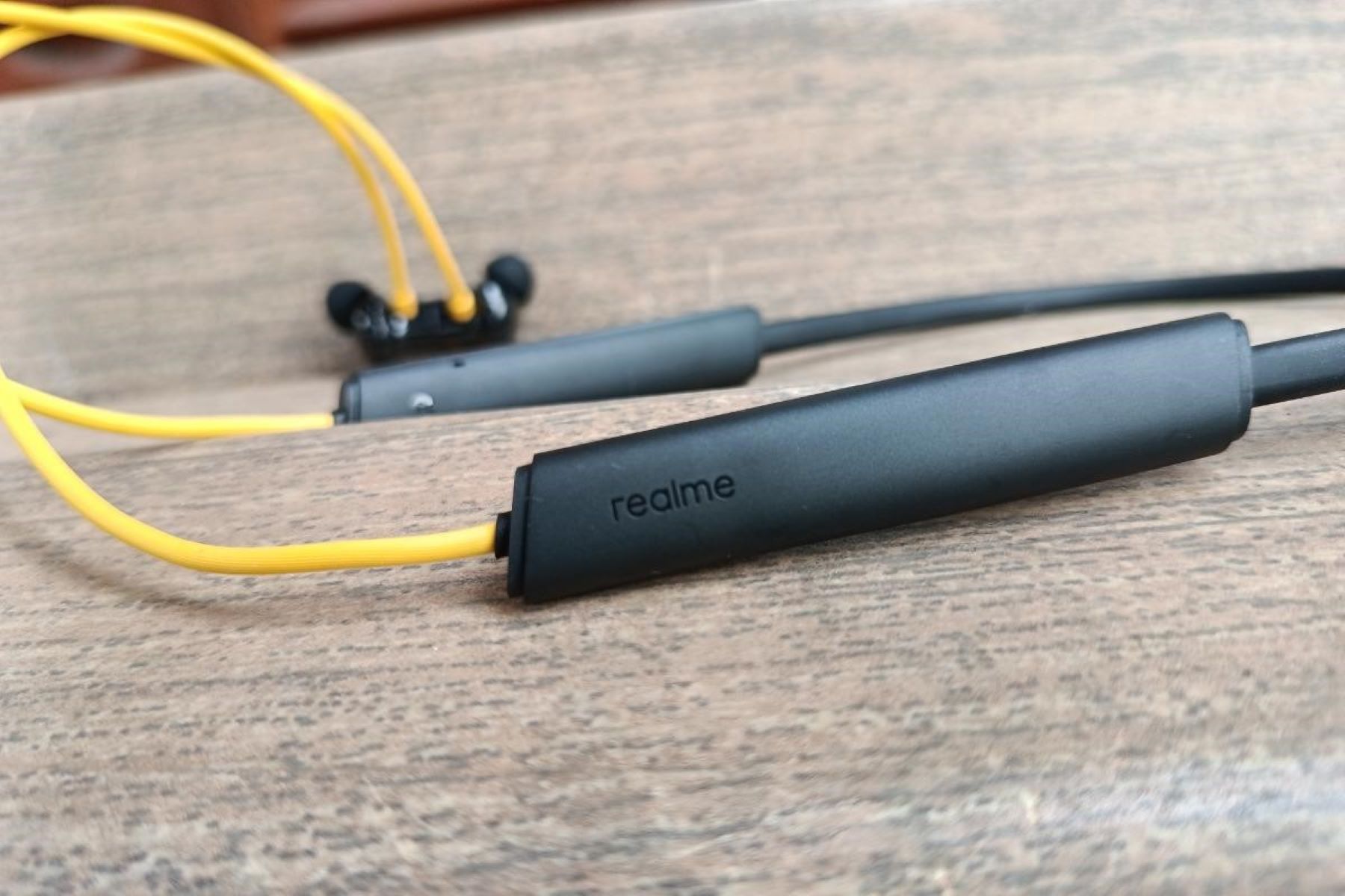 Turning On Realme Buds Wireless Neckband: A Step-by-Step Guide