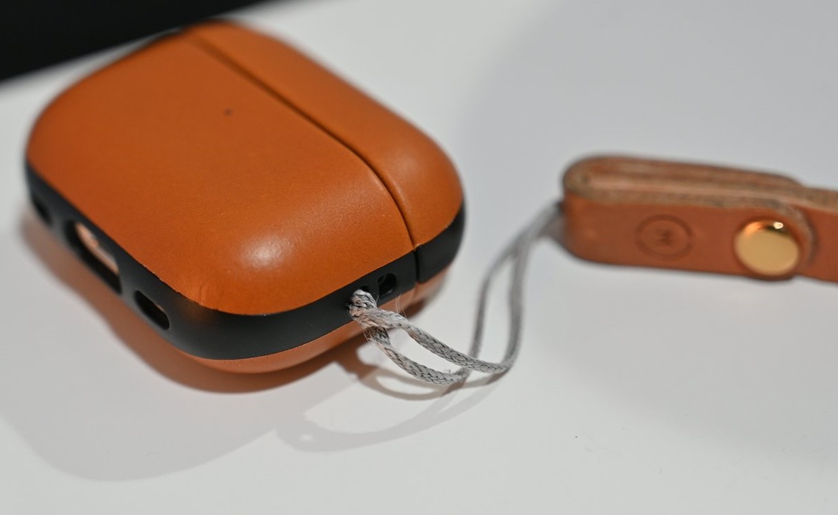 Wireless Accessory Integration: Attaching AirPods To Your Lanyard