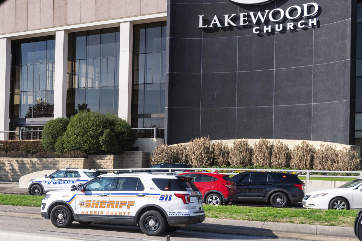Active Shooter Incident At Lakewood Church In Houston