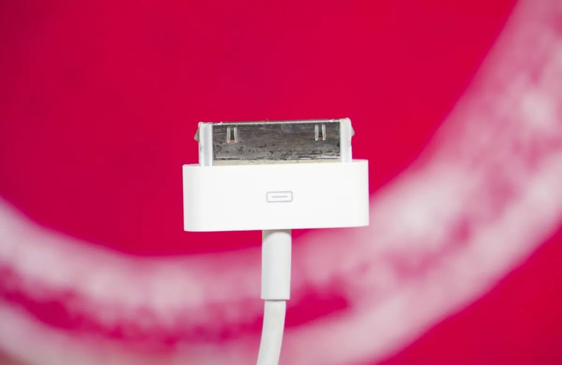 adapter-usage-utilizing-iphone-10-pin-connector-with-30-pin