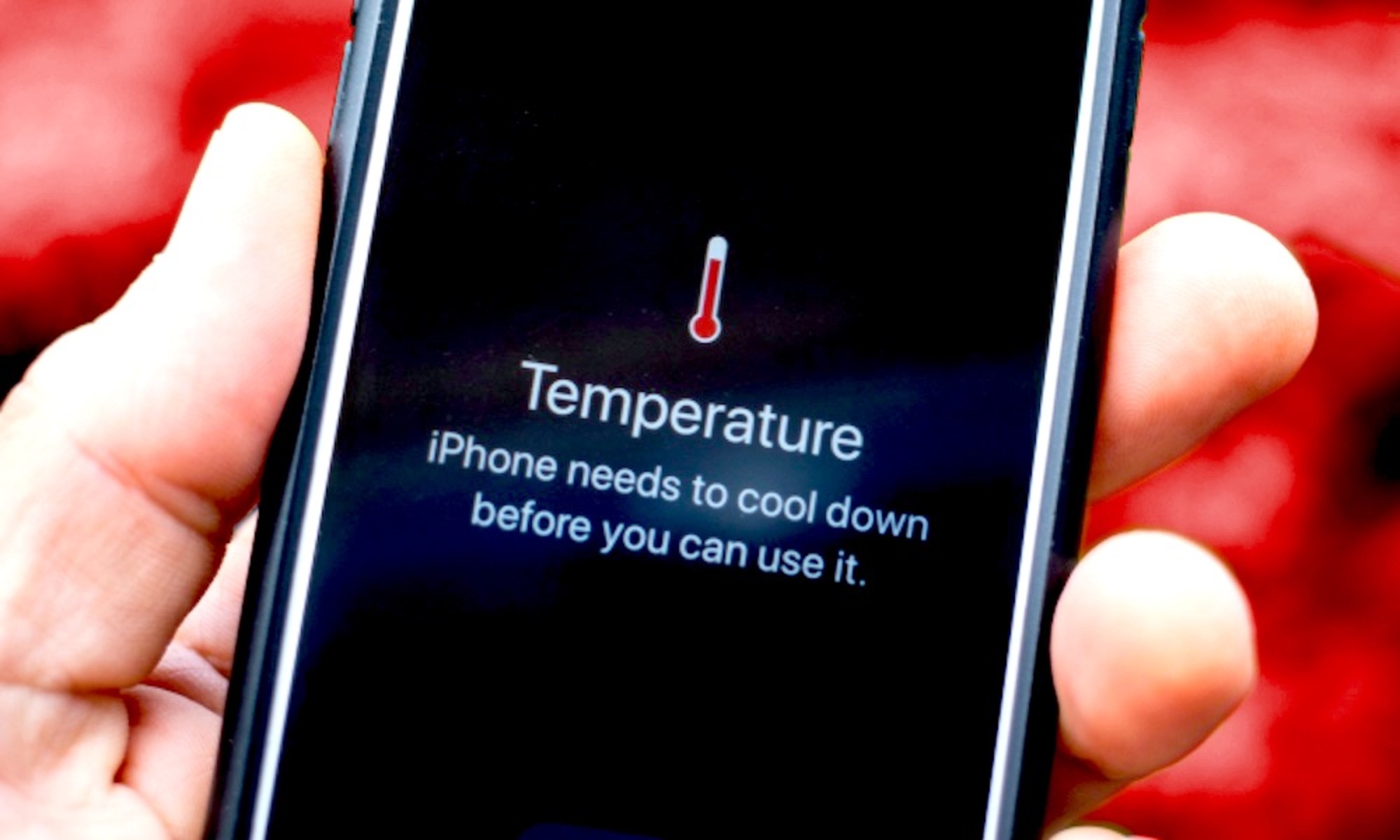 Проблемы iphone 15. Высокая температура айфон. Iphone сильно нагрелся предупреждение. Баннеры предупреждение айфон. Предупреждение о высокой температуры айфон.