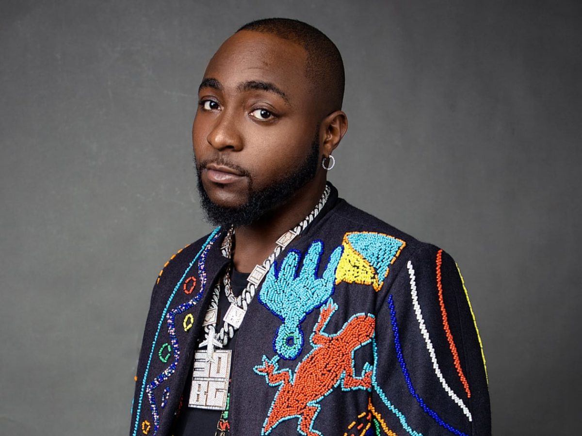 davido-honors-late-son-with-250k-gem-filled-chain