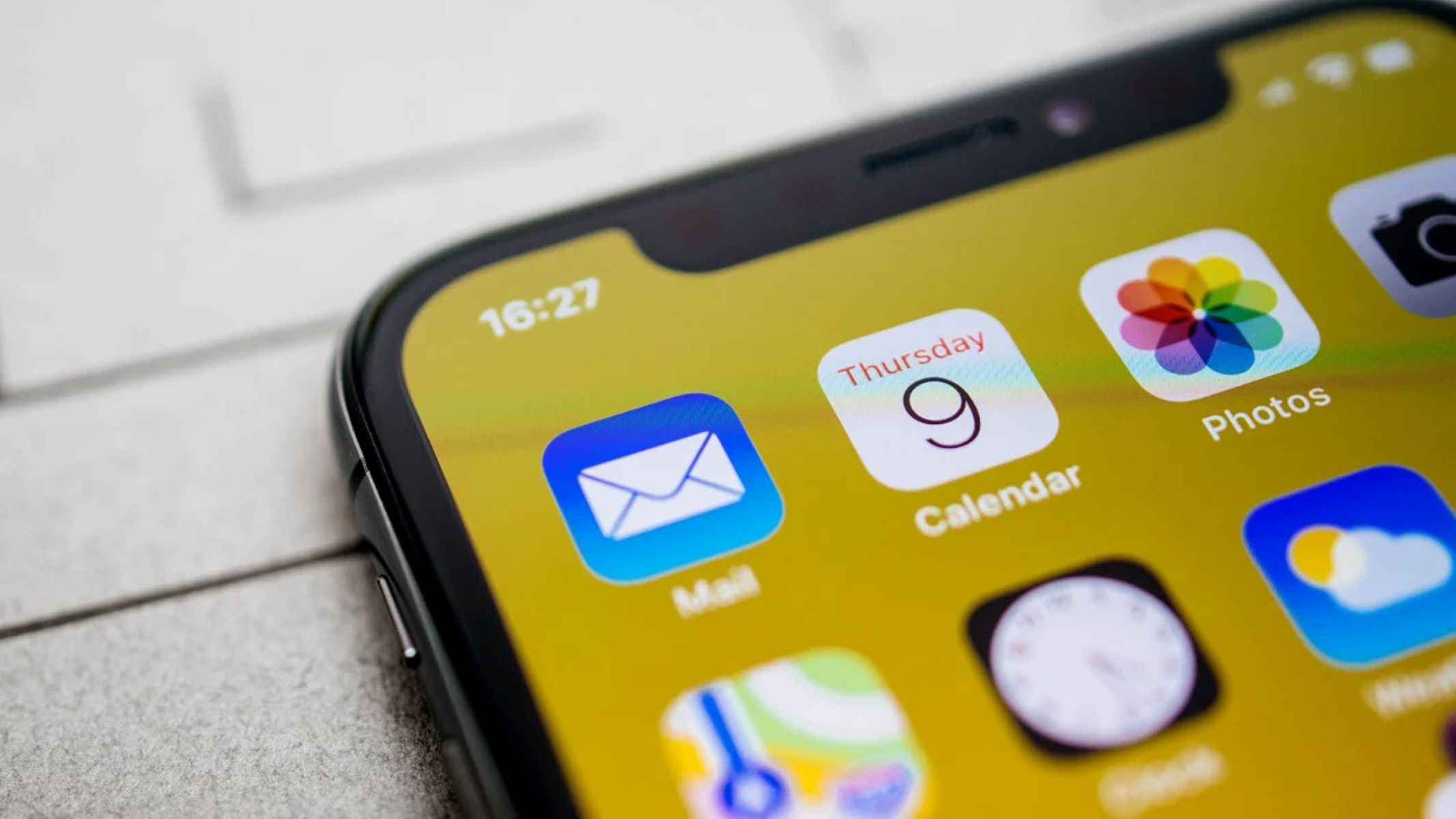 Email Management: Deleting Emails On IPhone 13