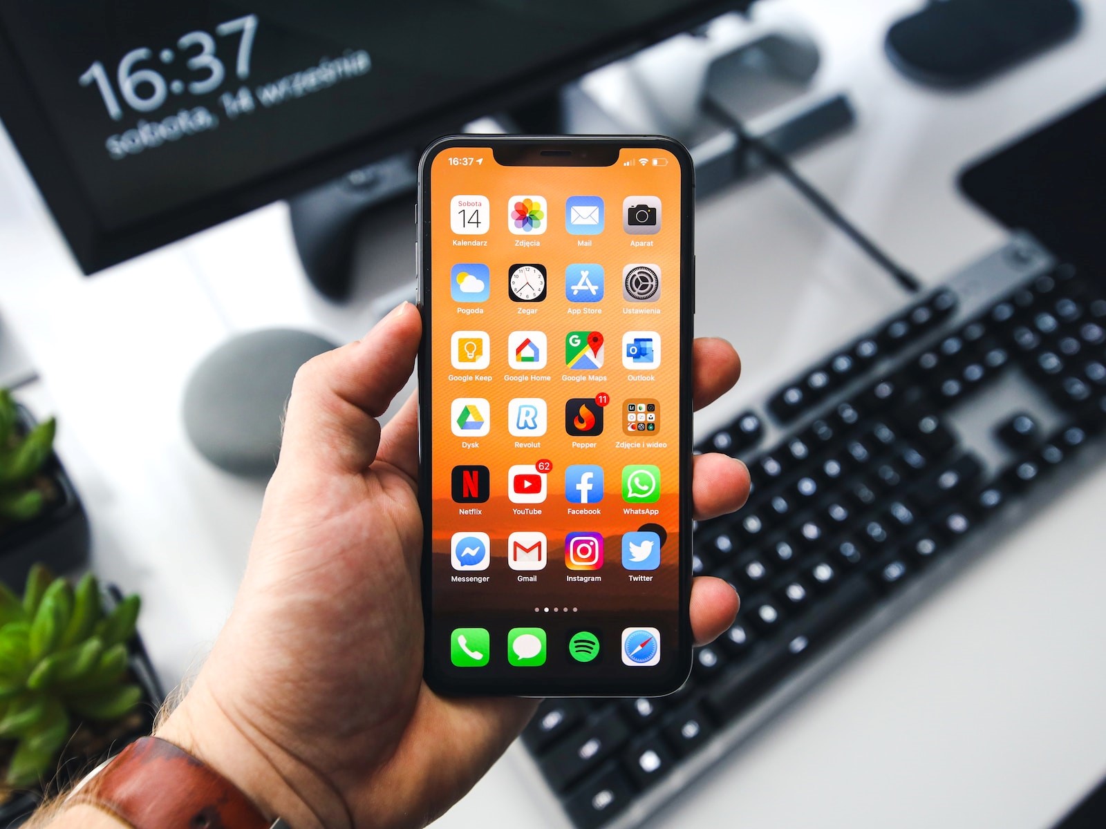 Email Password Change: Step-by-Step Guide For IPhone 11
