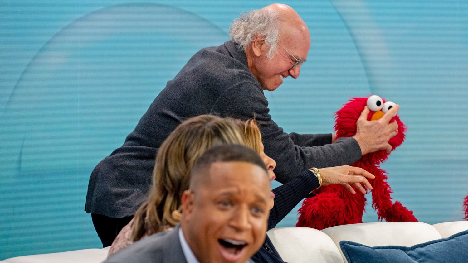Larry David Playfully ‘Beats Up’ Elmo On ‘Today’ Show, Apologizes Right After