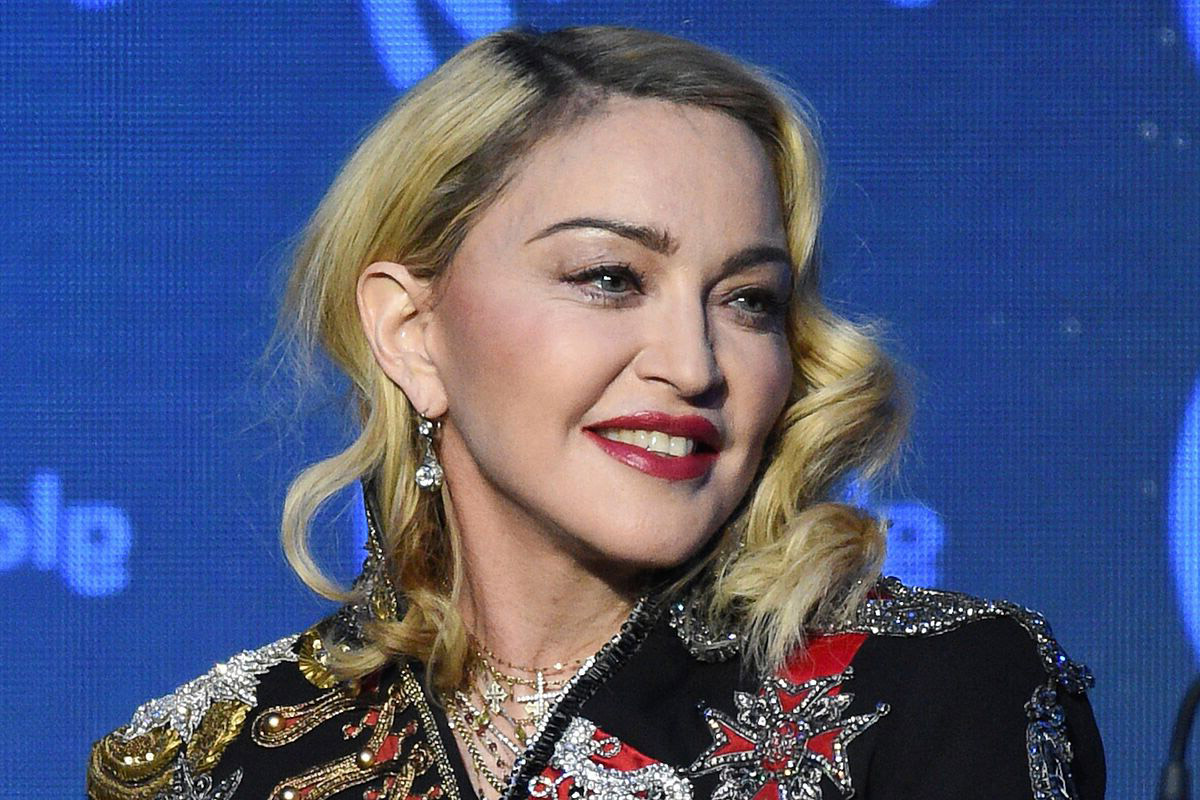 Madonna’s Onstage Mishap In Seattle