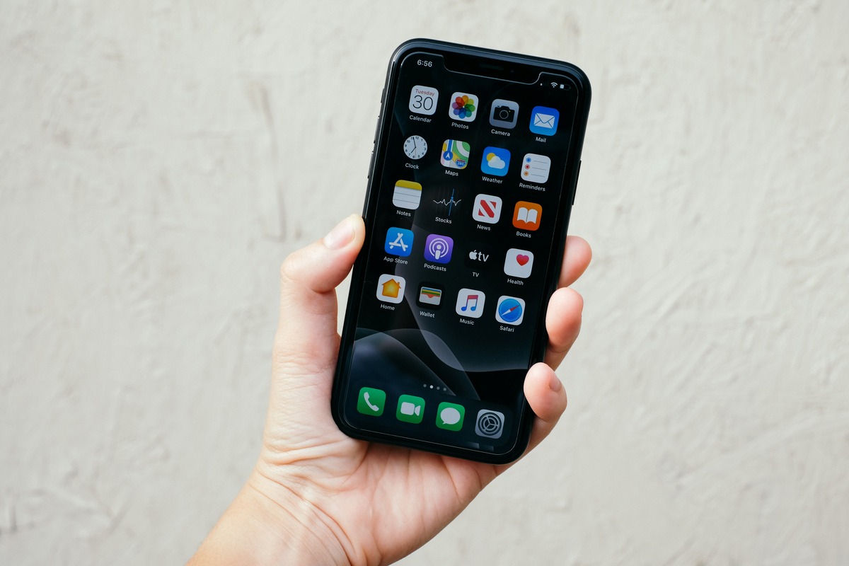 Mobile Data Activation: Turning On Mobile Data On Your IPhone 11
