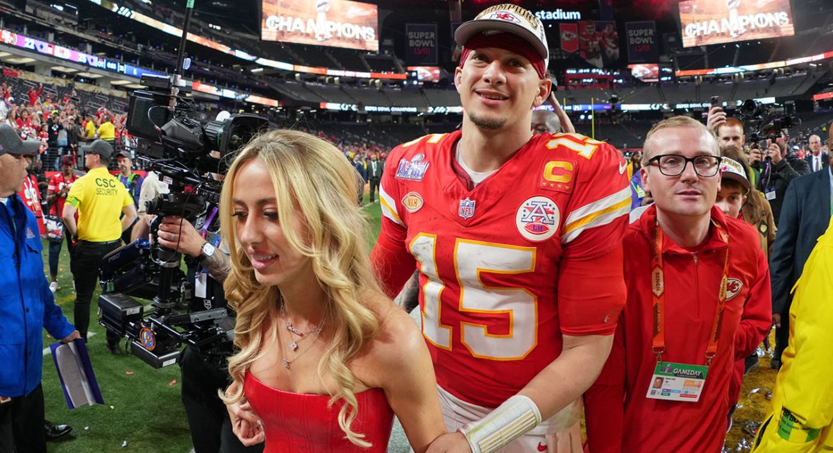 Patrick And Brittany Mahomes Support Chiefs’ Fund For Shooting Victims
