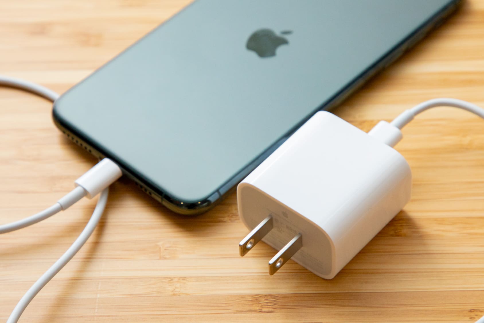 Powering Up: Compatible Chargers For IPhone 14 Pro Max