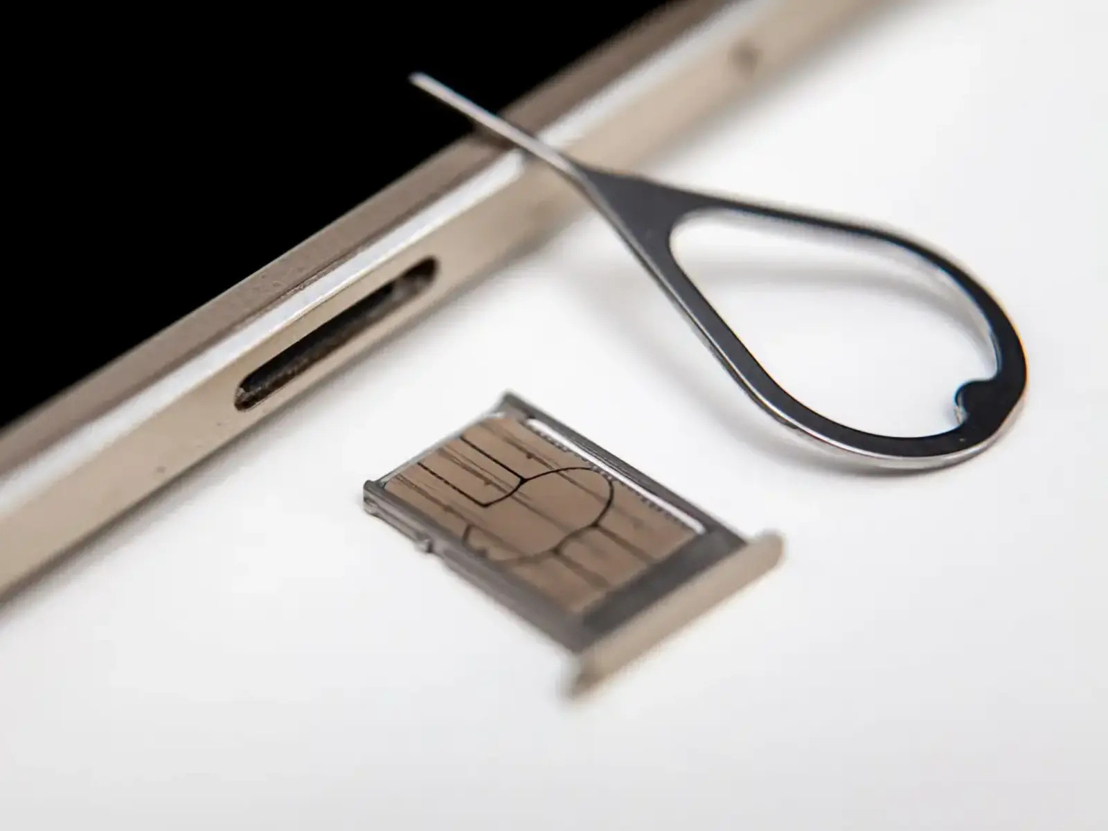 SIM Card Removal: Taking Out The SIM Card From IPhone 13
