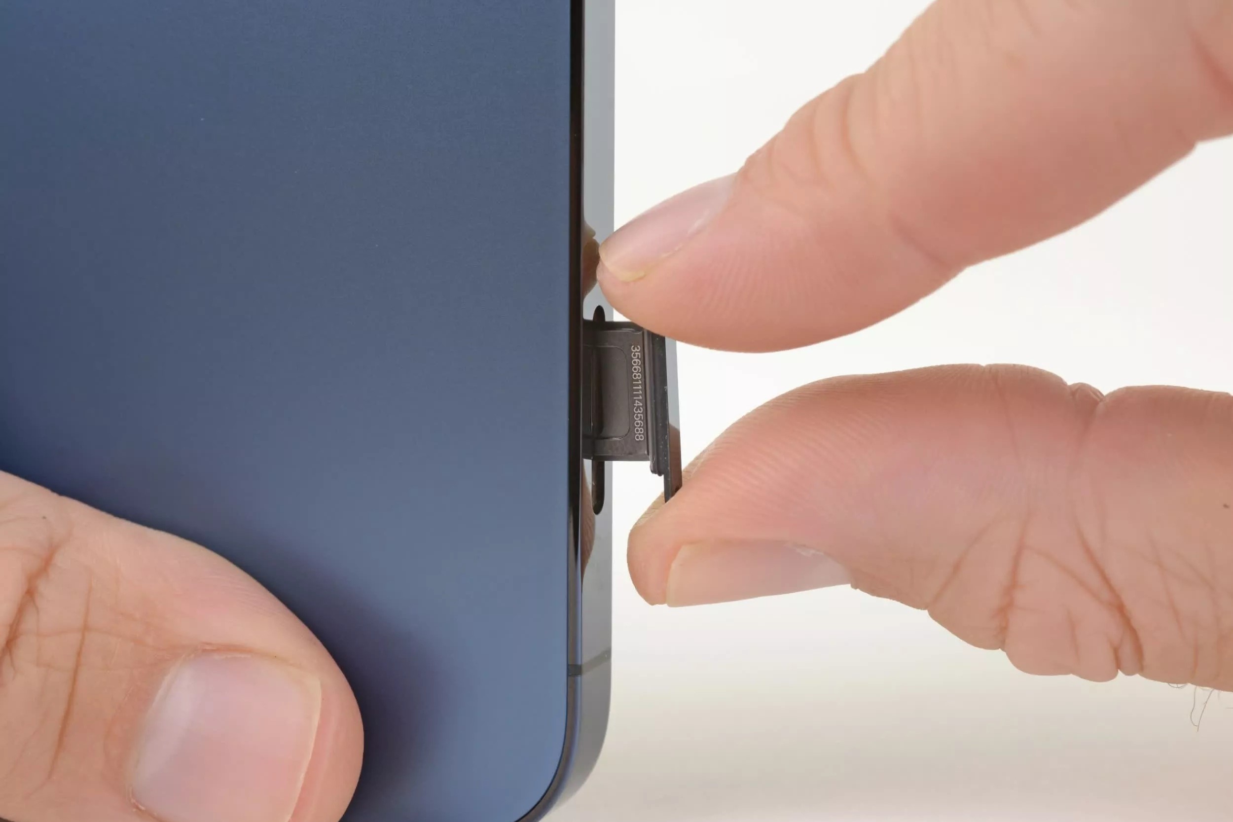SIM Card Setup: Configuring The SIM Card On IPhone 14