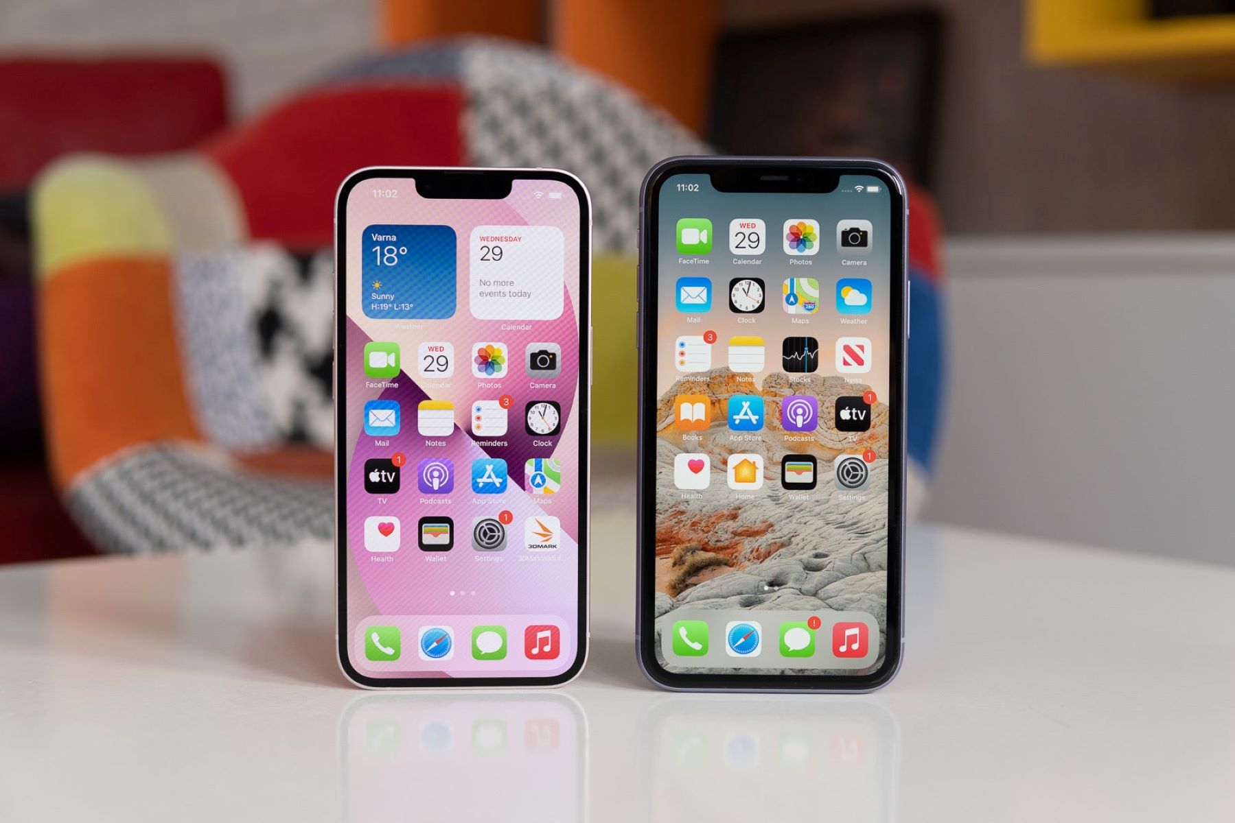 Size Comparison: Dimensions Of IPhone 13 Vs IPhone 11