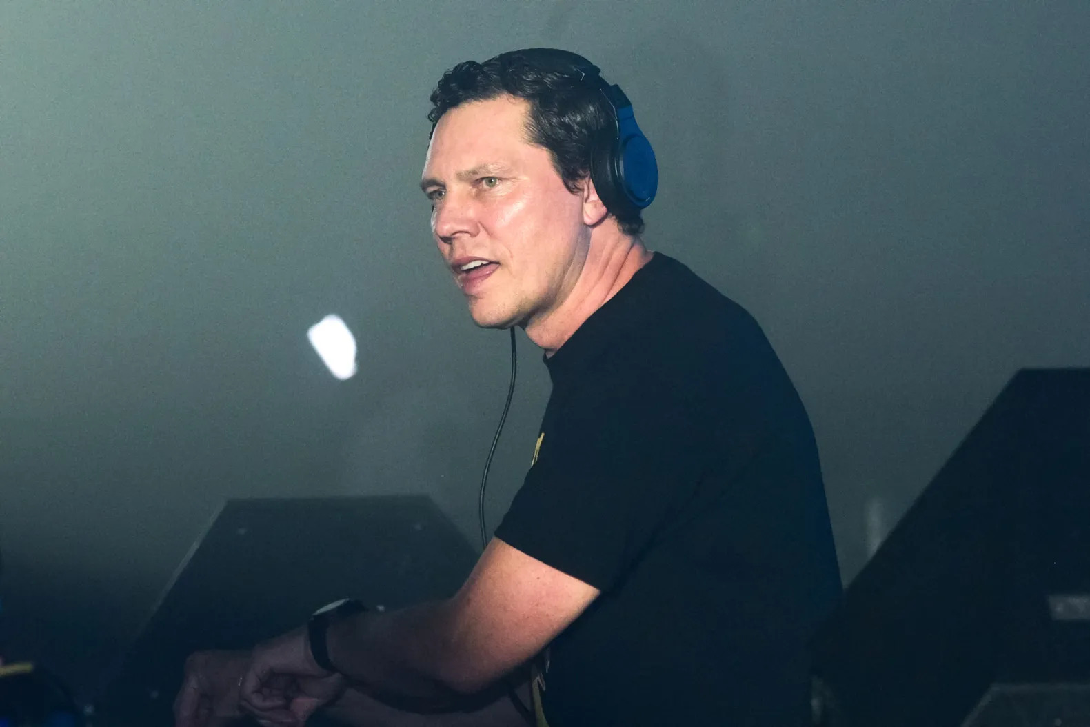 Tiësto Pulls Out Of Super Bowl LVIII Performance Due To Personal Family Emergency