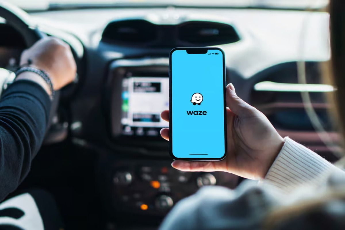 Turning Off Waze On IPhone 13 – Quick Guide