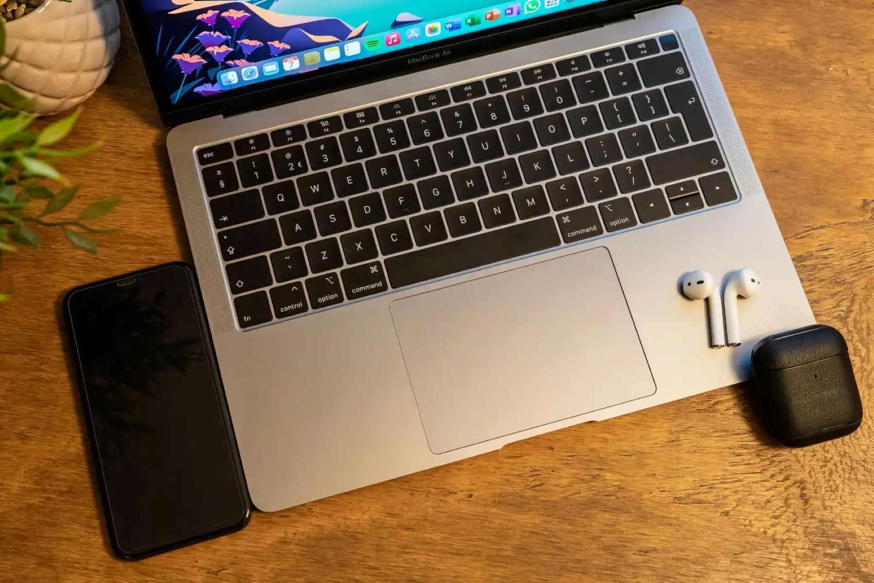 Device Connection: Connecting IPhone 12 To MacBook Air