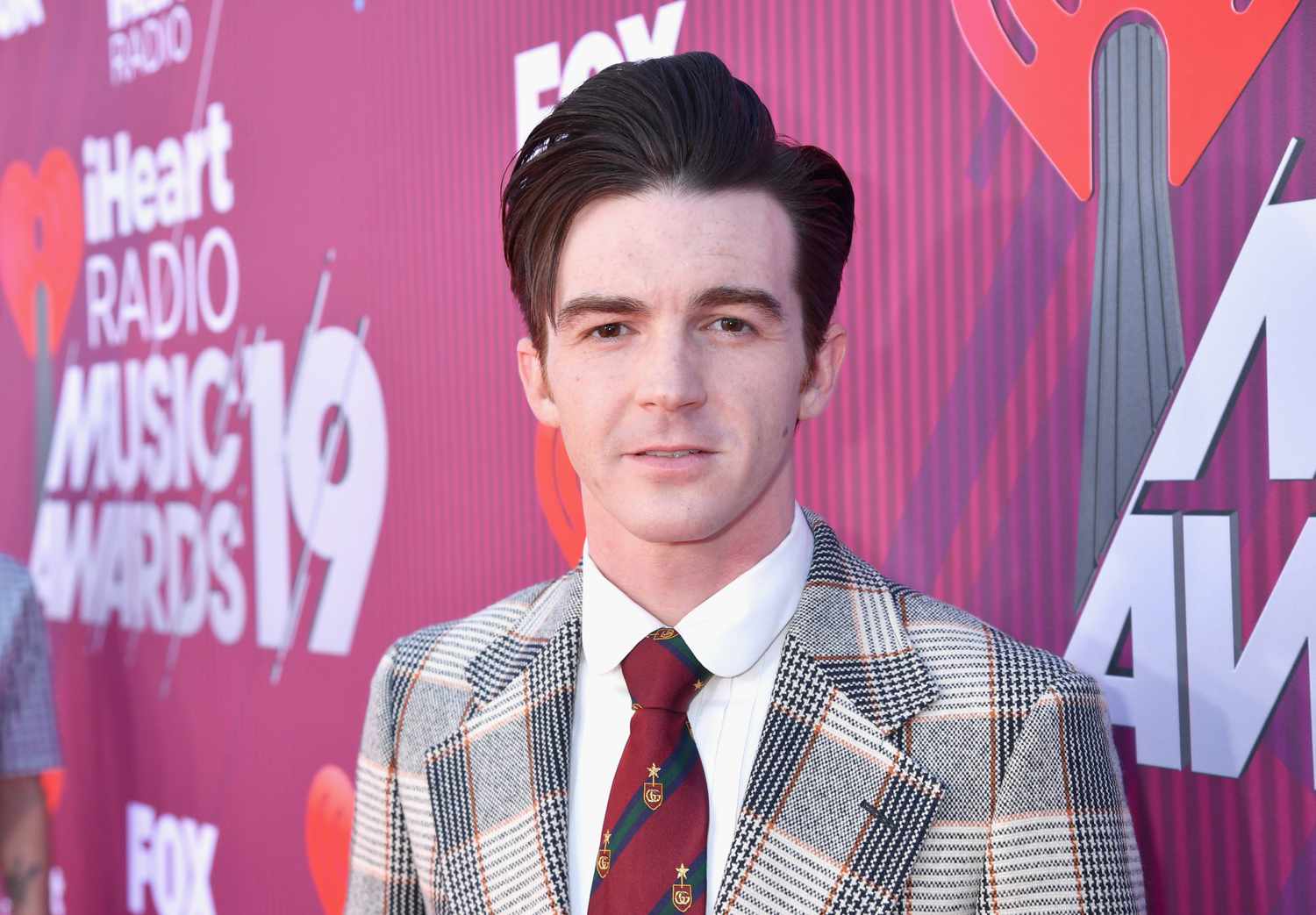 drake-bell-alleges-child-molestation-by-dialogue-coach-in-nickelodeon-documentary