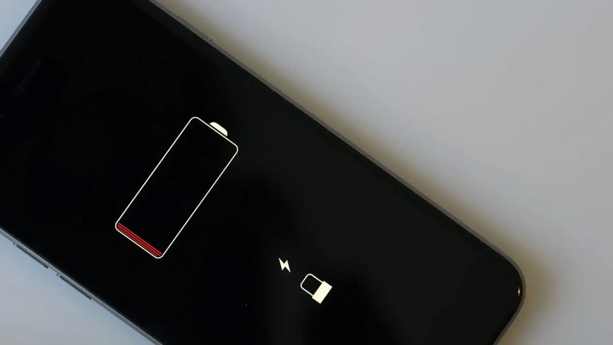Rapid Battery Drain: Addressing IPhone 12 Fast Battery Depletion