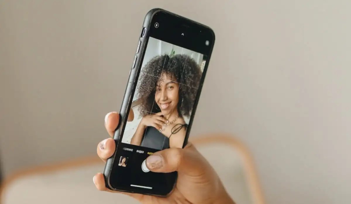 Selfie Adjustment: Stopping Selfie Flipping On IPhone 12